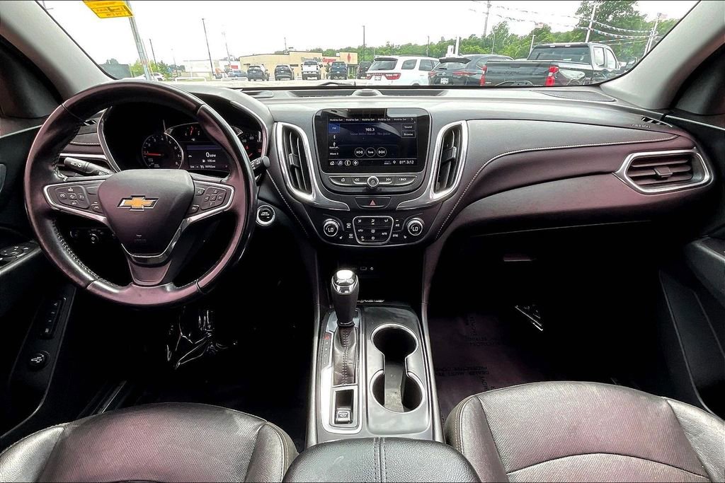 Used 2020 Chevrolet Equinox Premier w/ Premier Redline Edition FWD image 15
