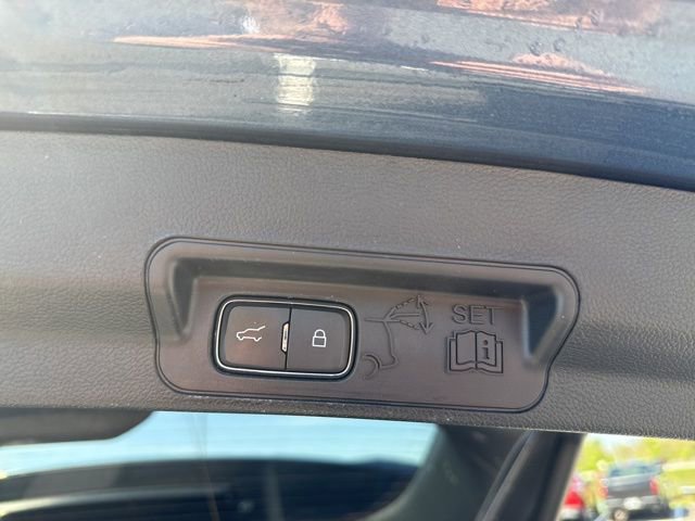 Used 2020 Ford Explorer XLT w/ Equipment Group 202A image 36