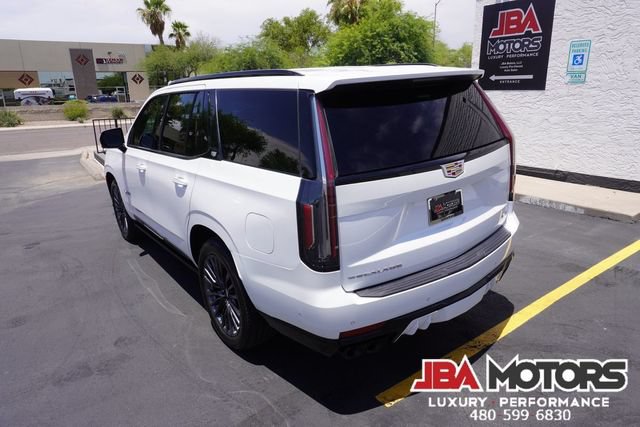 Used 2023 Cadillac Escalade V AWD/4WD image 54