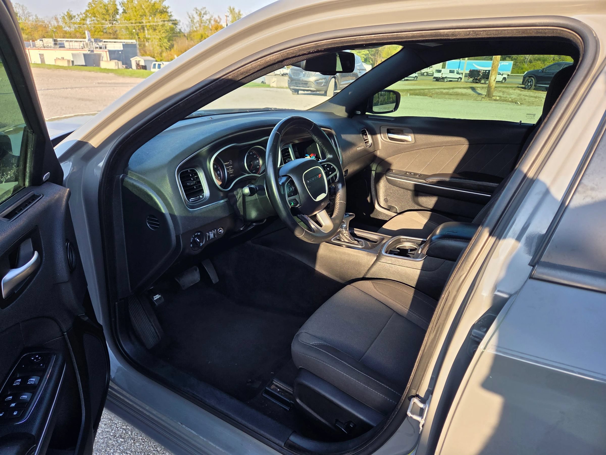 Used 2018 Dodge Charger SXT Plus RWD image 11
