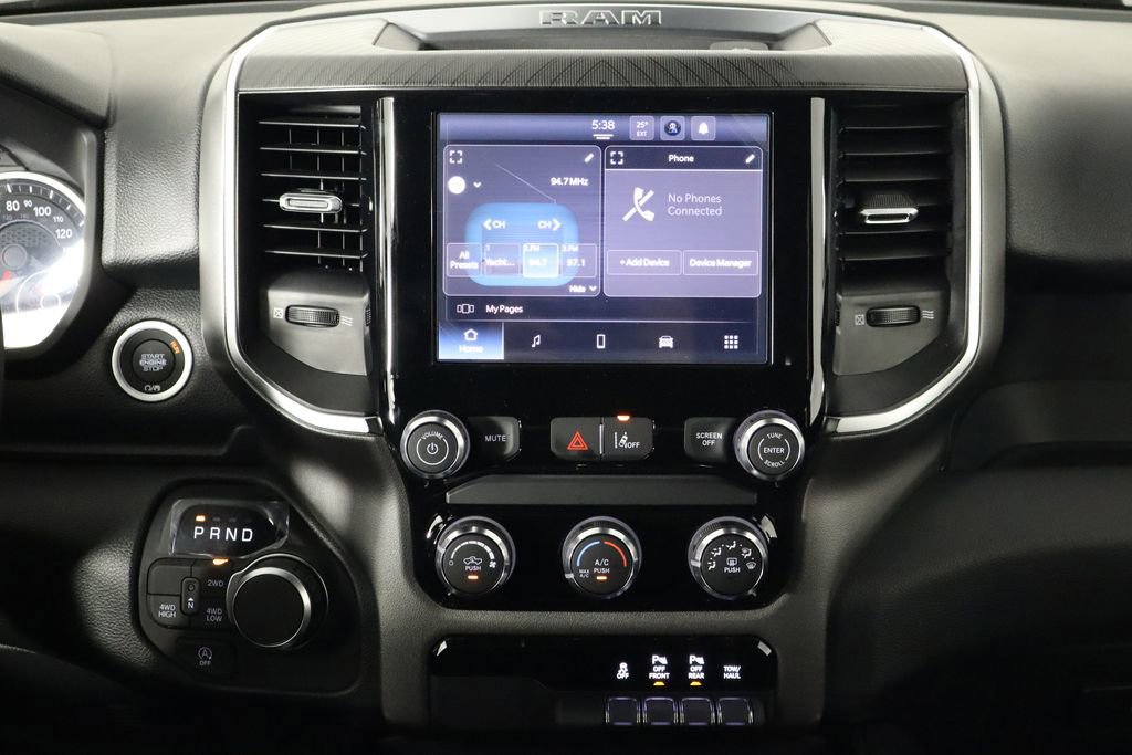 New 2026 RAM 1500 Express AWD/4WD image 27