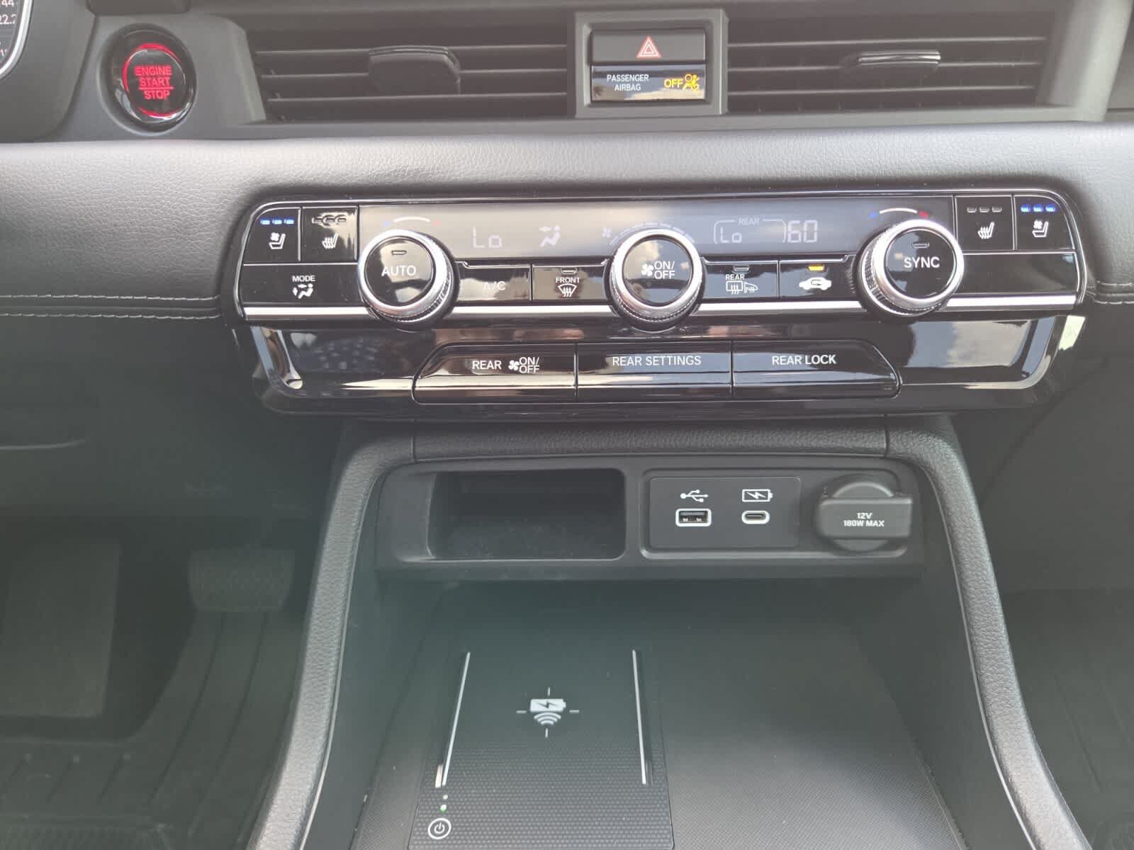 Used 2025 Honda Pilot Elite image 13