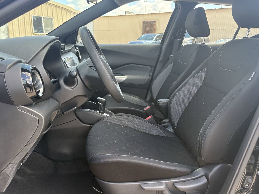 Used 2020 Nissan Kicks SV image 12