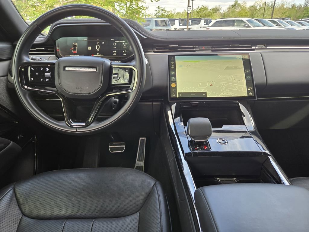 Used 2024 Land Rover Range Rover Sport Dynamic SE AWD/4WD image 15