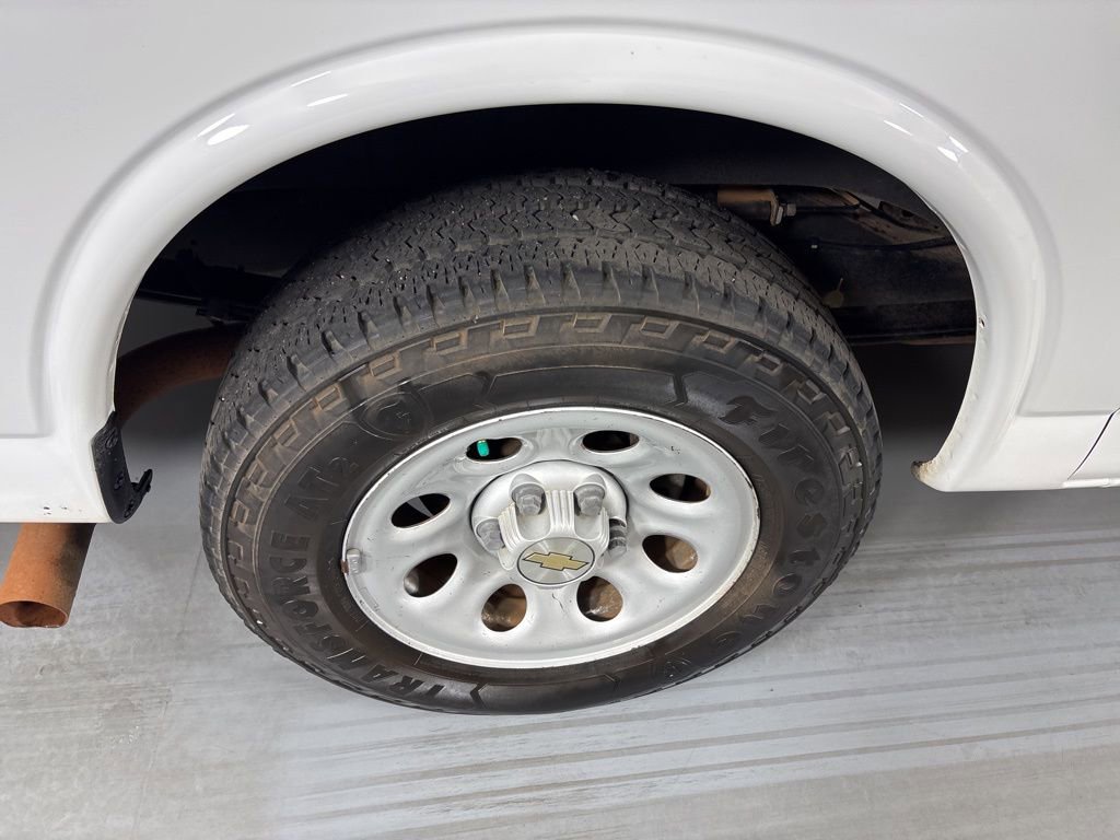 Used 2014 Chevrolet Express 1500 LS image 12