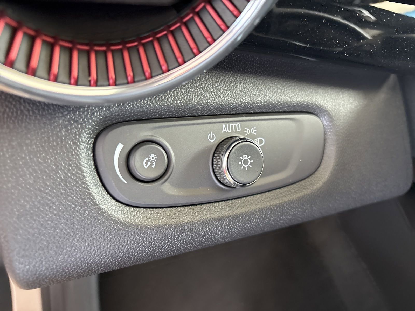 New 2026 Chevrolet Trax RS image 13