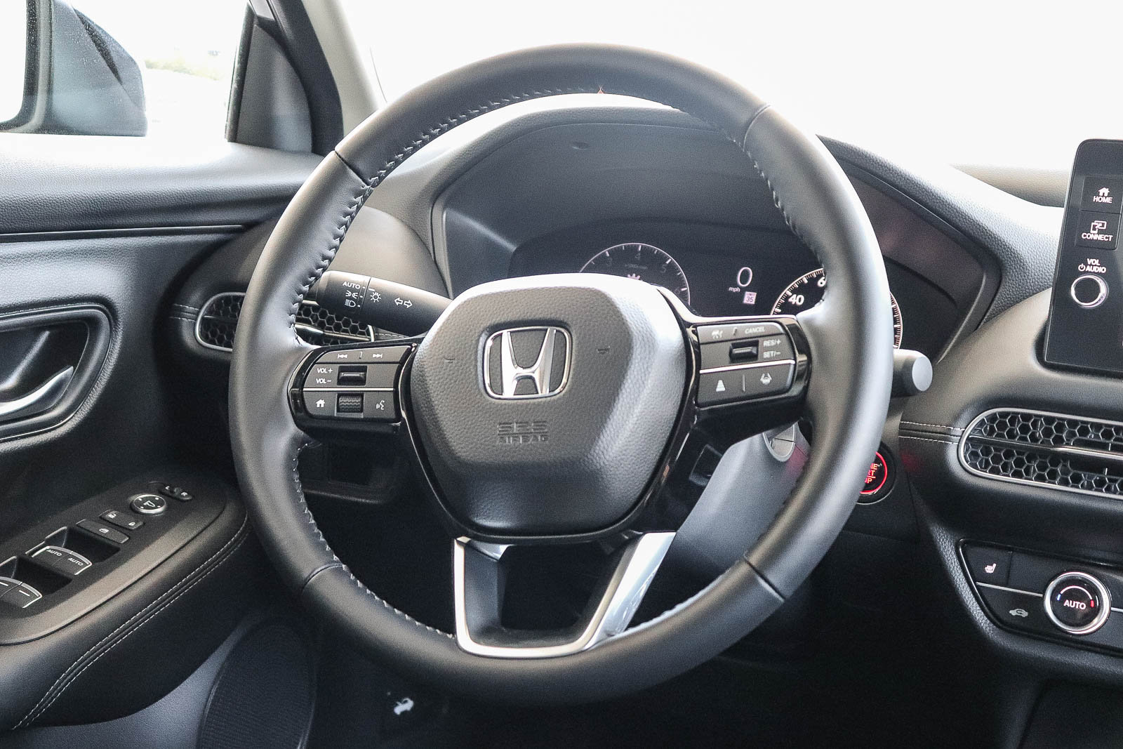 Certified 2026 Honda HR-V EX-L image 18