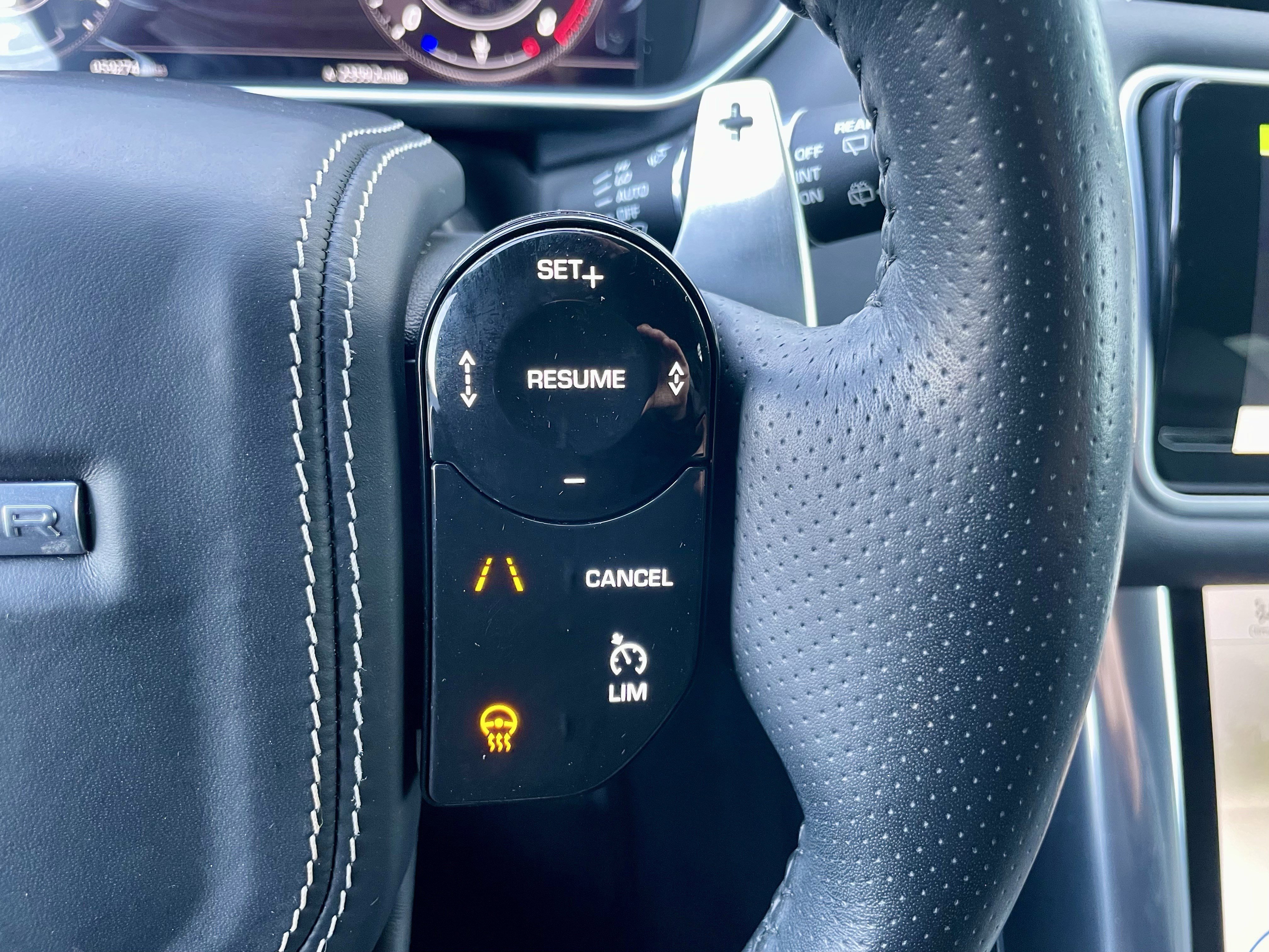 Used 2021 Land Rover Range Rover Sport SVR image 22