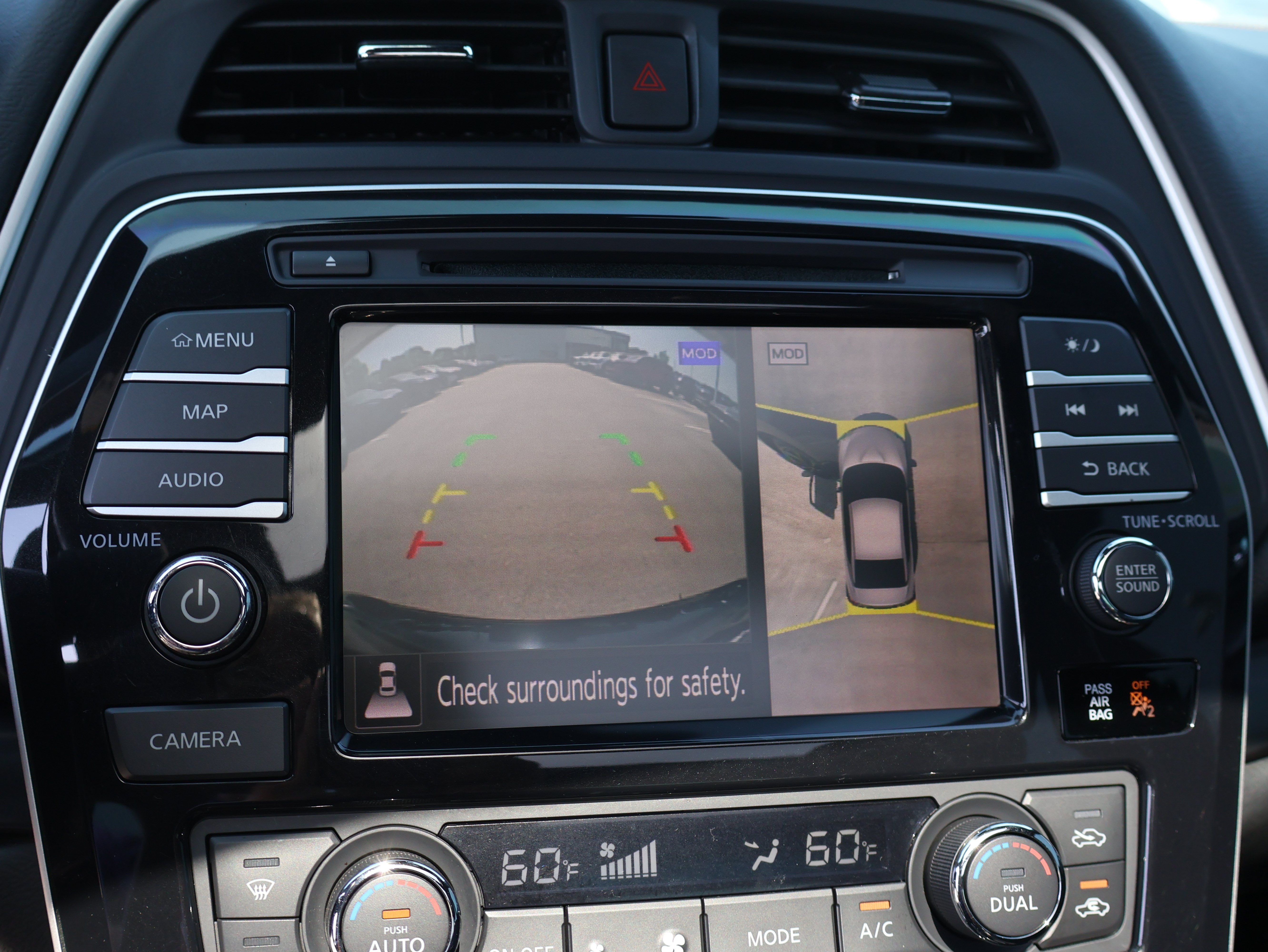 Used 2022 Nissan Maxima SR w/ Sport Mat Group FWD image 27