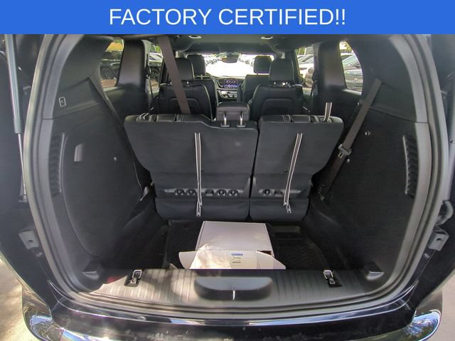 Used 2025 Chrysler Voyager LX FWD image 31