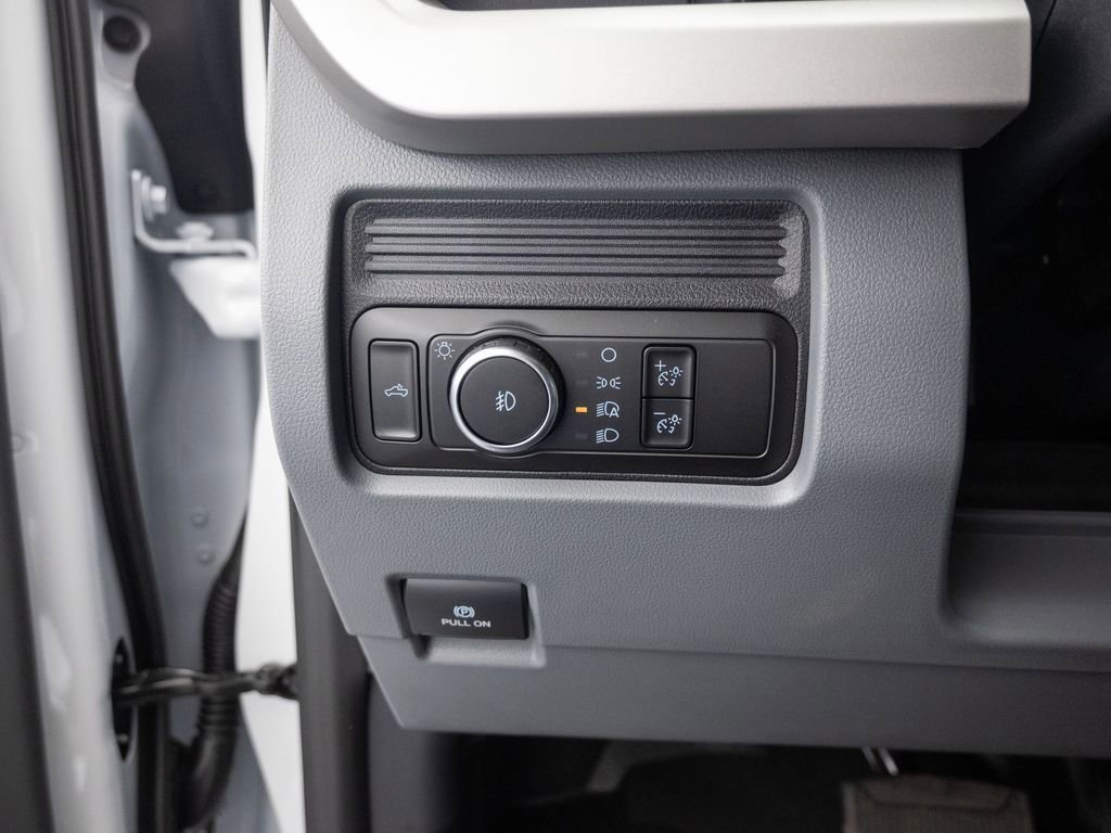 New 2026 Ford F450 XL w/ XL Chrome Package image 14