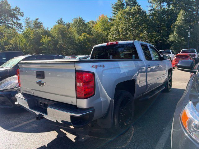 Used 2017 Chevrolet Silverado 1500 LT w/ All Star Edition AWD/4WD image 4