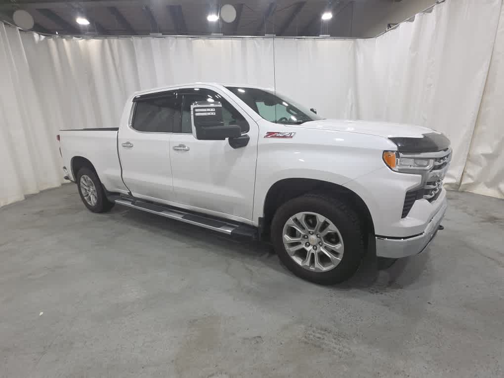 Certified 2024 Chevrolet Silverado 1500 LTZ w/ LTZ Premium Package AWD/4WD image 8