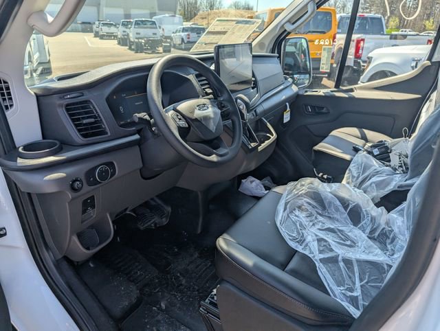 New 2026 Ford Transit 250 Low Roof RWD image 11