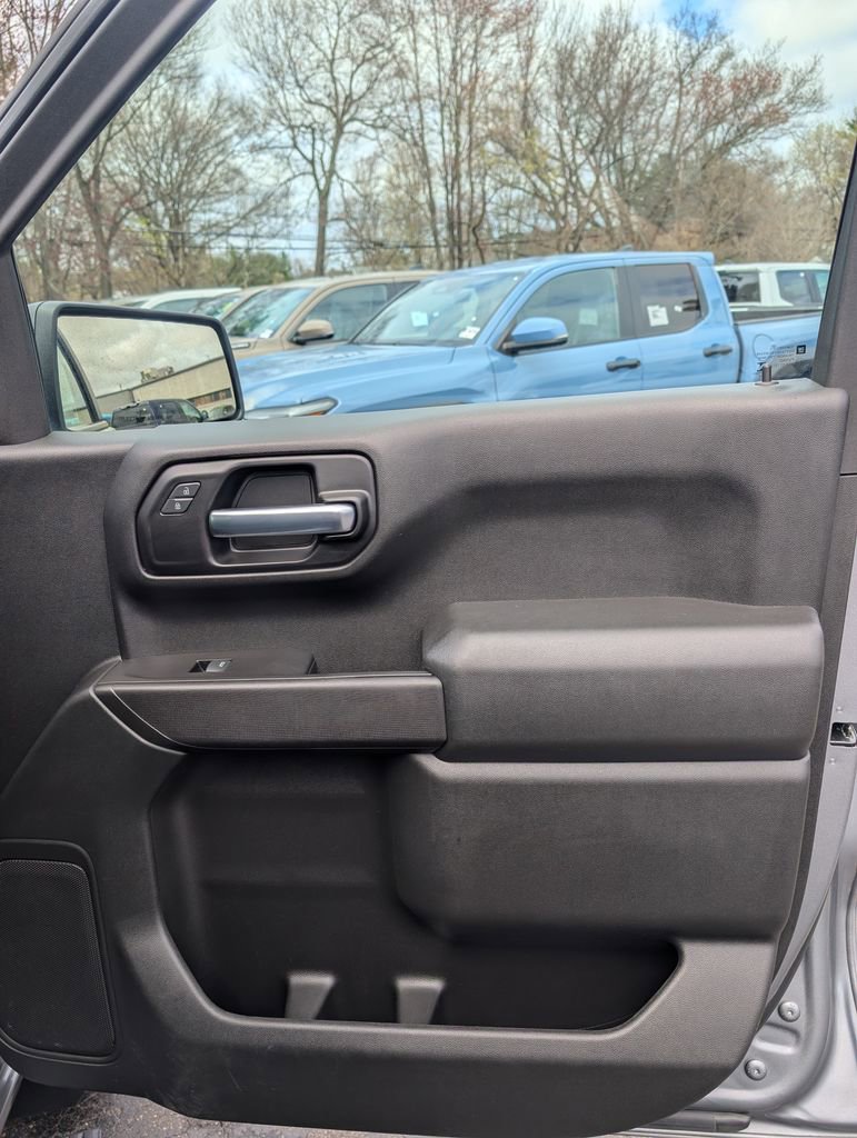 Used 2020 Chevrolet Silverado 1500 Custom Trail Boss w/ Custom Convenience Package AWD/4WD image 18