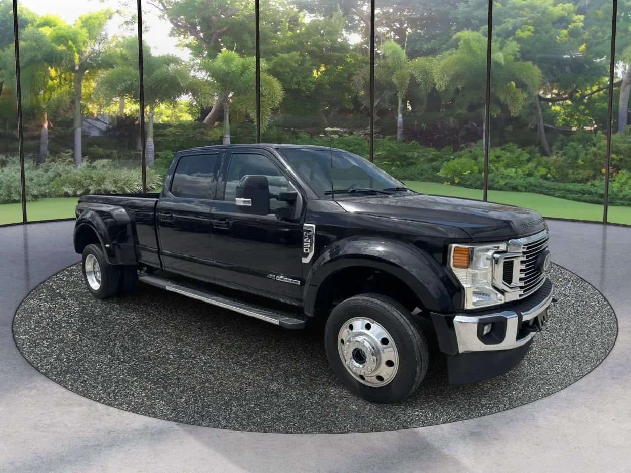 Used 2022 Ford F450 Lariat w/ Lariat Value Package AWD/4WD image 3