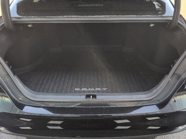 Used 2018 Toyota Camry LE w/ Moonroof Package image 16