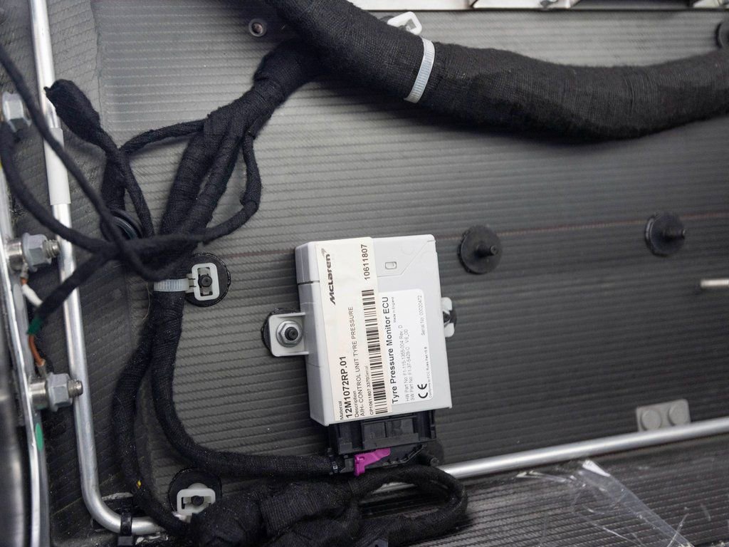 Used 2015 McLaren P1 image 44