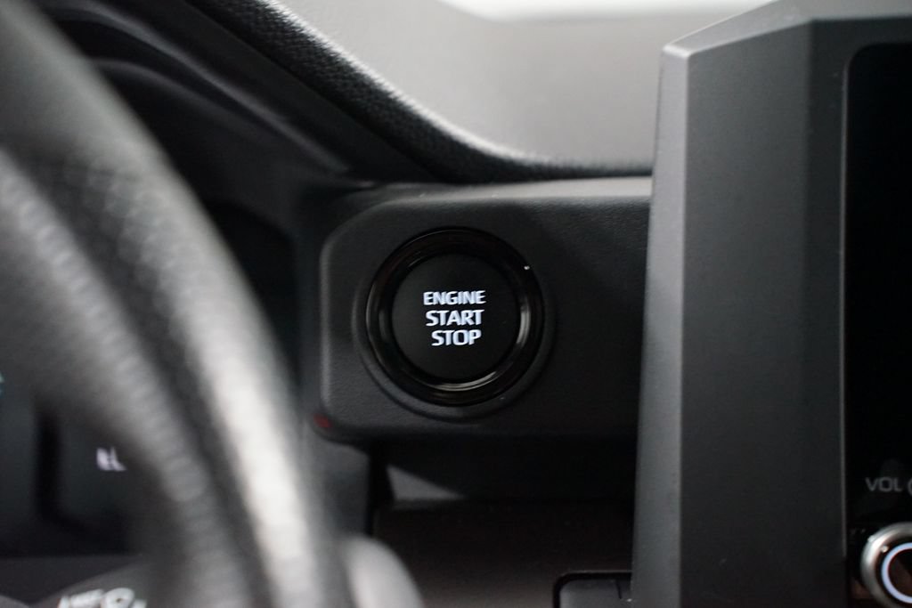 Certified 2025 Toyota Tacoma SR5 RWD image 18