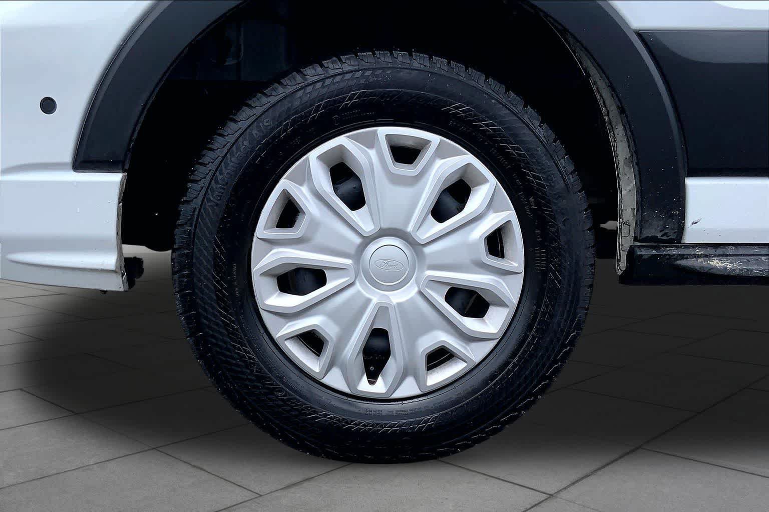 Certified 2025 Ford Transit 350 XLT RWD image 11