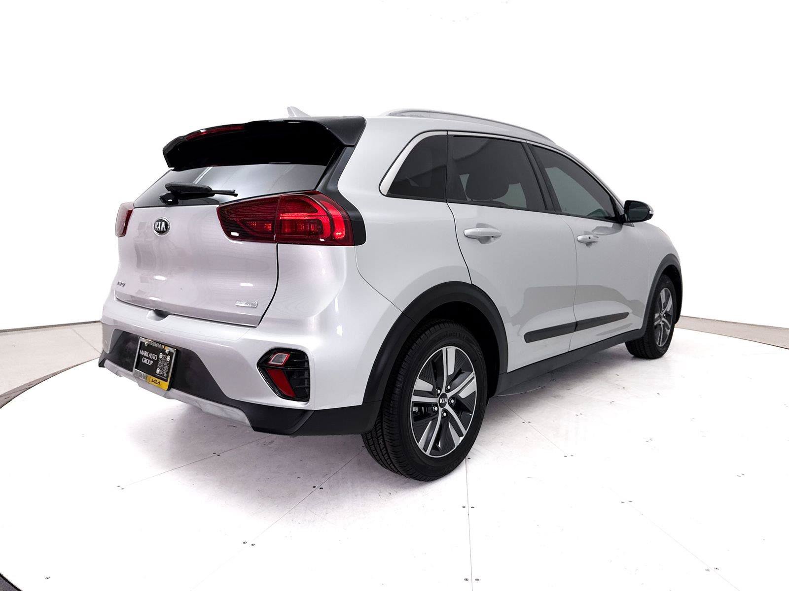 Used 2020 Kia Niro EX FWD image 15