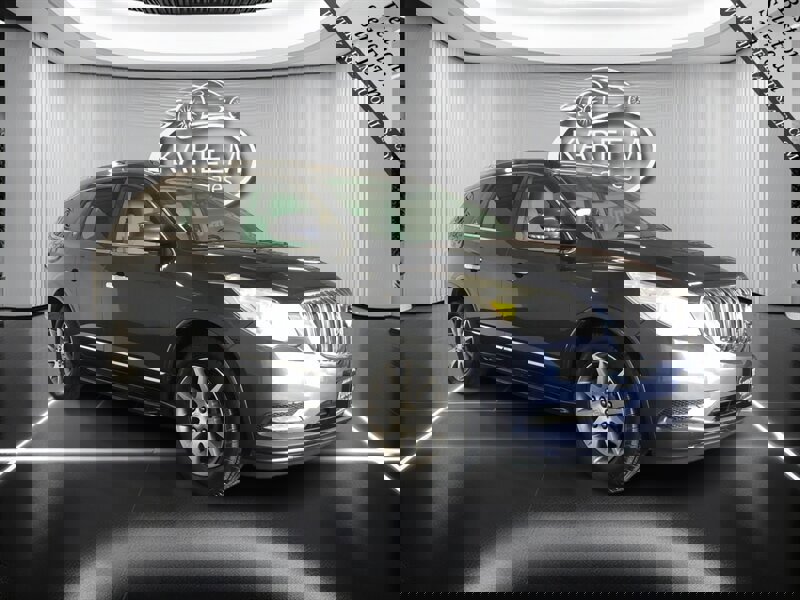 Used 2013 Buick Enclave Leather image 3