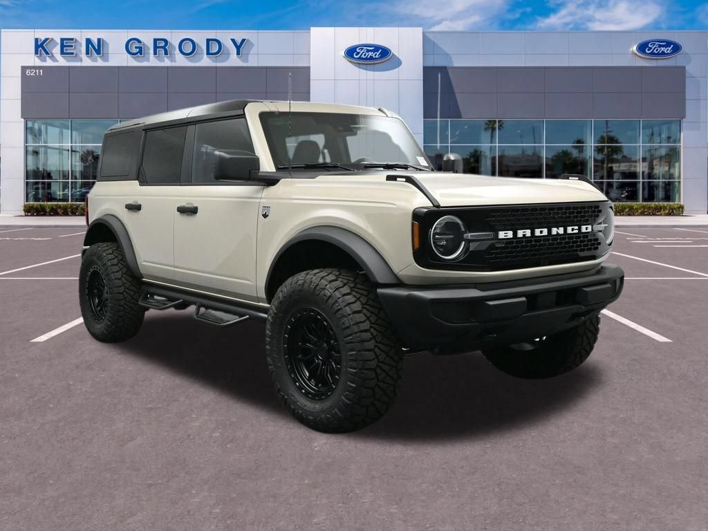 New 2026 Ford Bronco Big Bend AWD/4WD image 1