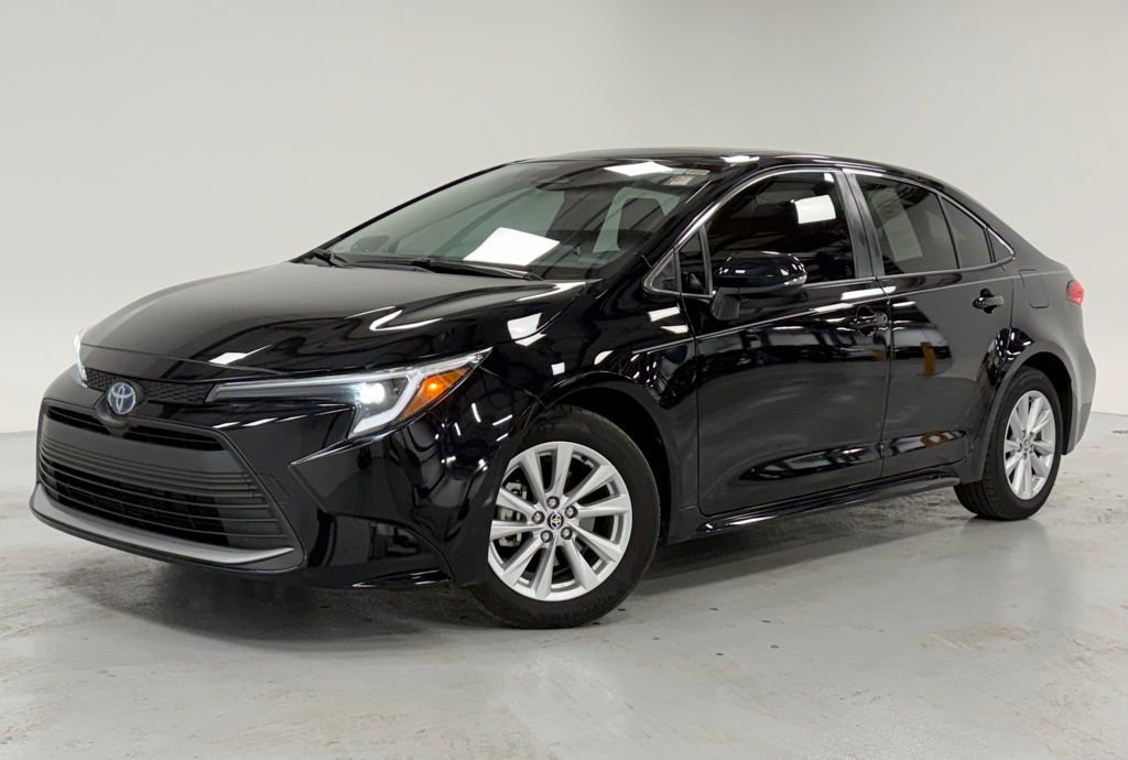 Used 2024 Toyota Corolla XLE