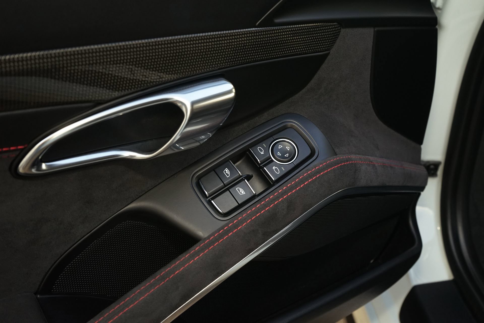 Used 2018 Porsche 911 GT3 RWD image 24