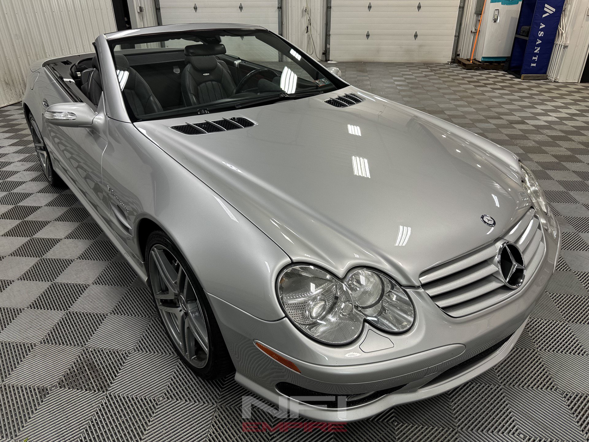 Used 2005 Mercedes-Benz SL 55 AMG image 6