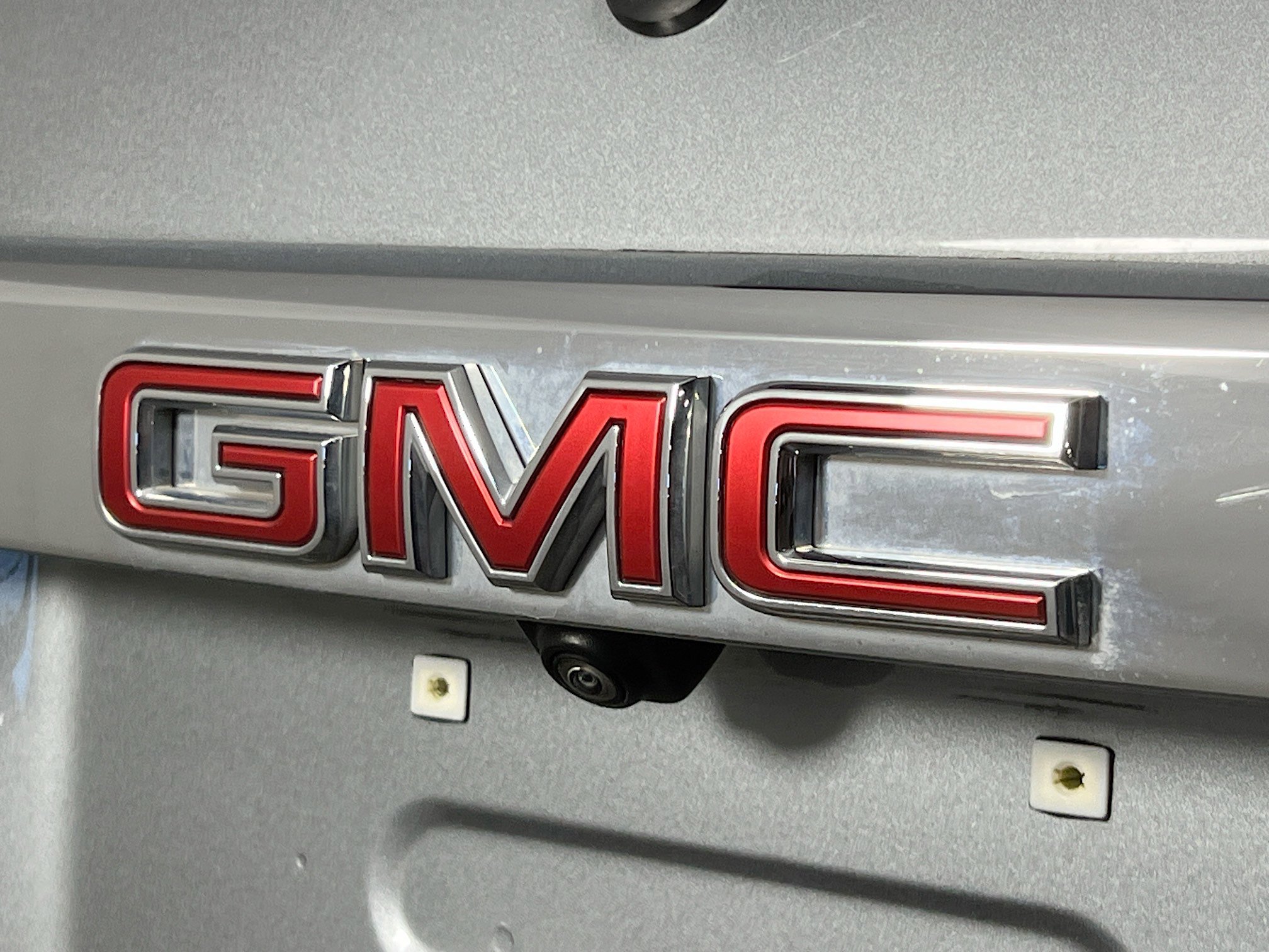 Used 2023 GMC Acadia SLE w/ LPO, Floor Liner Package image 33