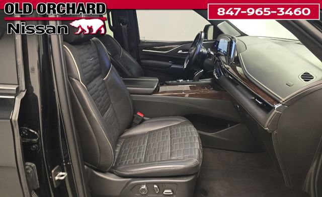 Used 2023 Cadillac Escalade Sport Platinum AWD/4WD image 8