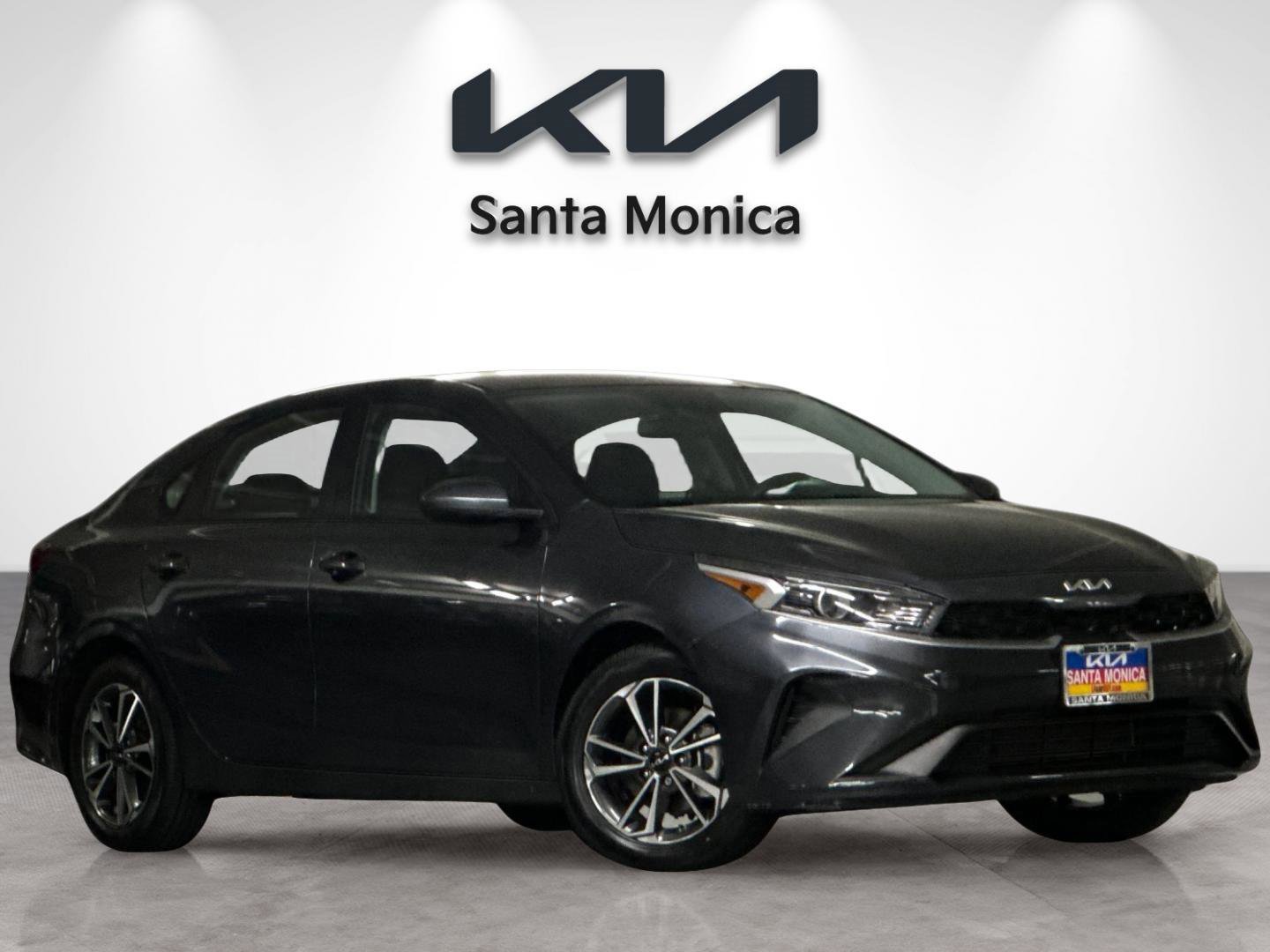 Used 2023 Kia Forte LXS image 7
