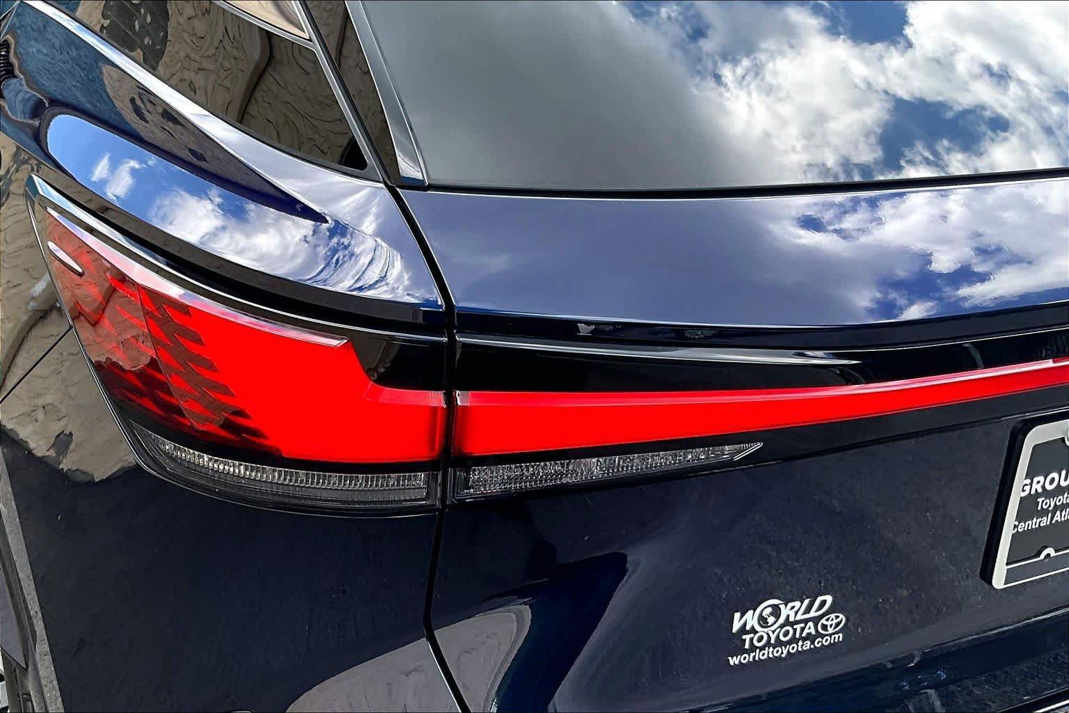 Used 2023 Lexus RX 350 Premium w/ Cold Area Package FWD image 29
