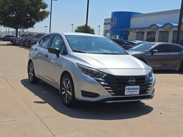 Used 2025 Nissan Versa S w/ S Plus Package FWD image 3