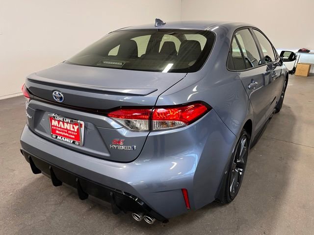 Used 2024 Toyota Corolla SE image 3