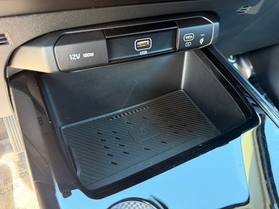 Used 2024 Kia Niro Wind FWD image 27