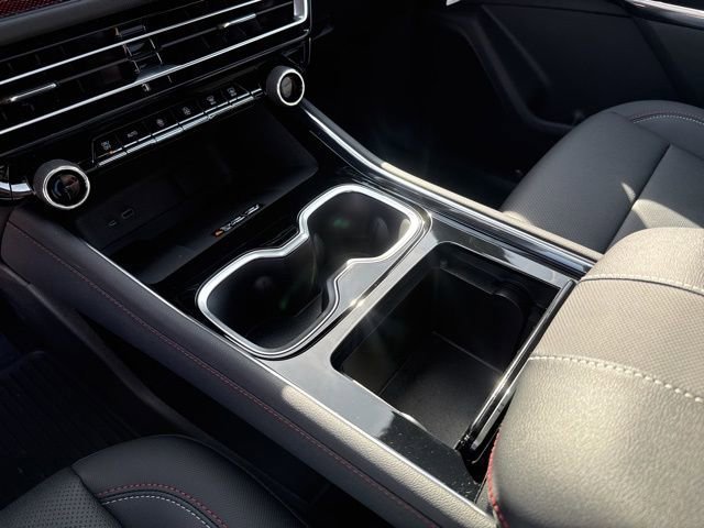 New 2026 Chevrolet Traverse Z71 w/ Driver Confidence Package image 28