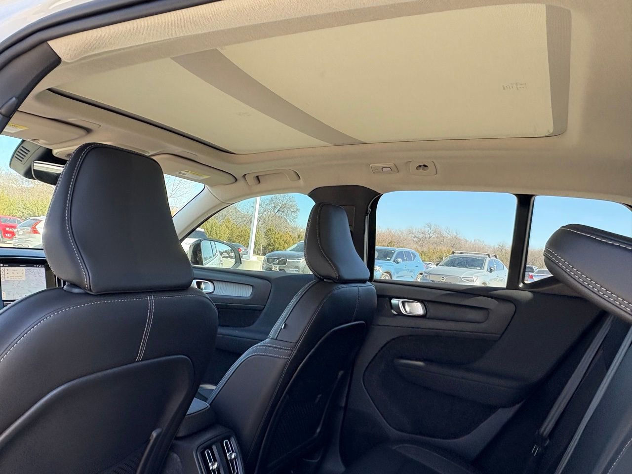 New 2026 Volvo XC40 B4 Core image 23