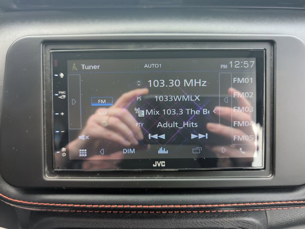 Used 2019 Nissan Kicks SR FWD image 13