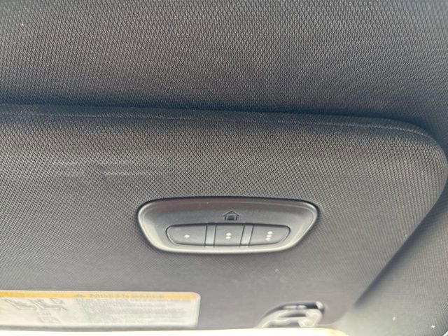 Used 2023 Jeep Wagoneer L Series II w/ Premium Group I image 18