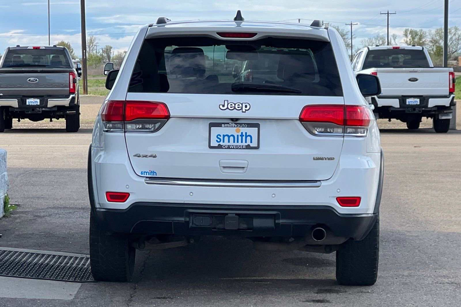 Used 2015 Jeep Grand Cherokee Limited w/ Trailer Tow Group IV image 5