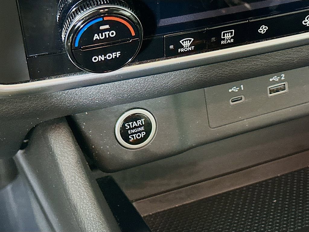 Certified 2023 Nissan Rogue SV image 20