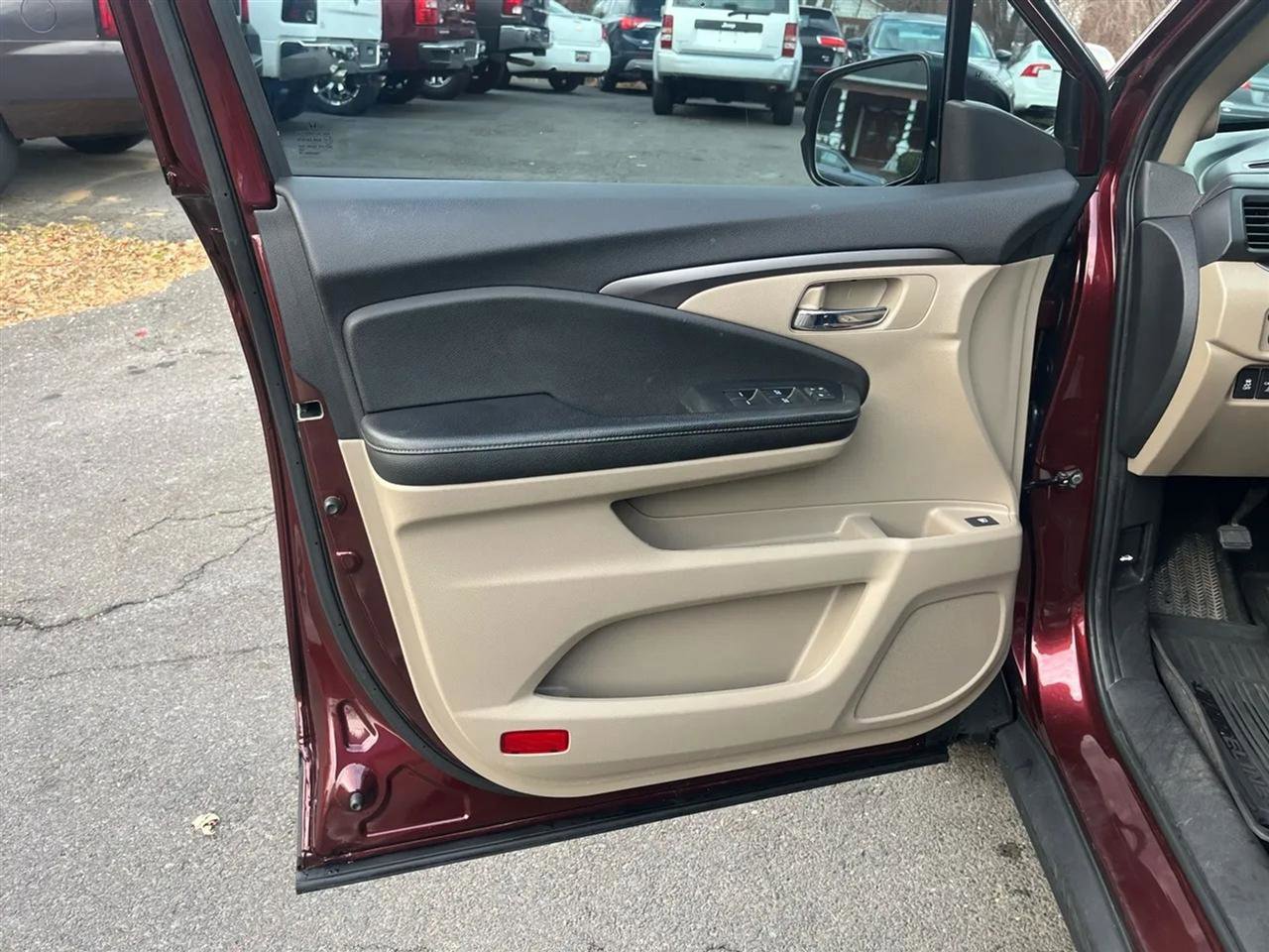 Used 2019 Honda Ridgeline RTL image 16