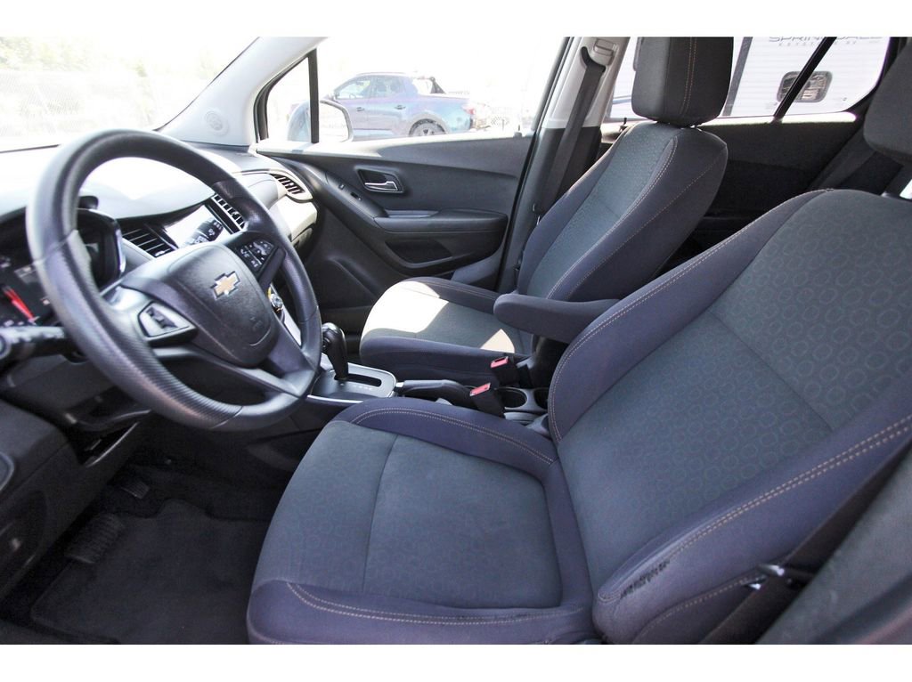 Used 2019 Chevrolet Trax LS w/ Tint and Cruise Package FWD image 15