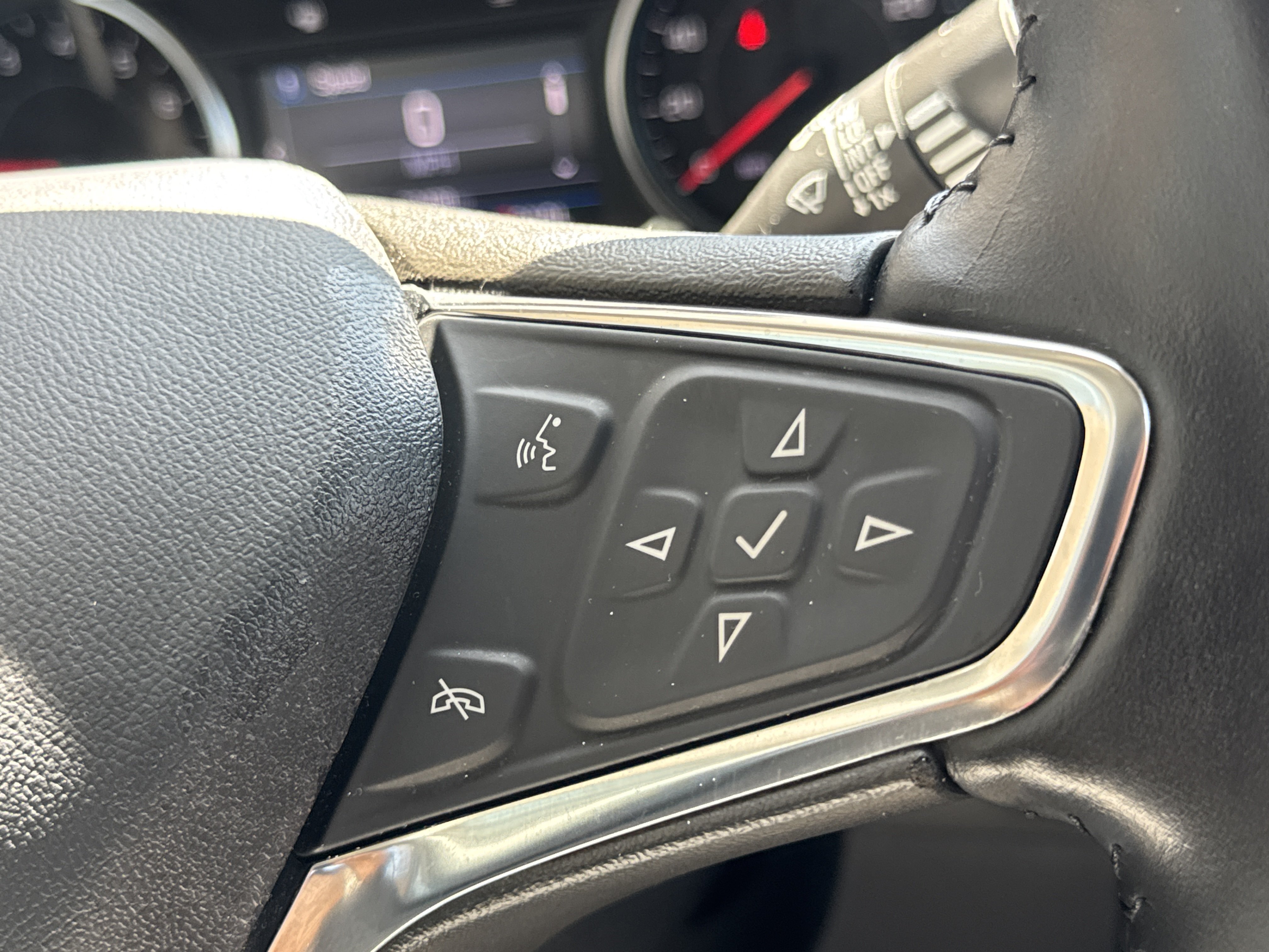 Used 2021 Chevrolet Equinox LT AWD/4WD image 20