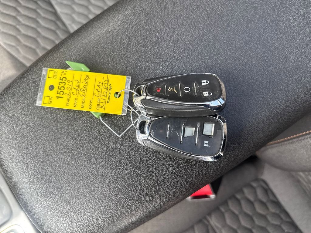 Used 2019 Chevrolet Equinox LT w/ Sun & Navigation Package AWD/4WD image 31