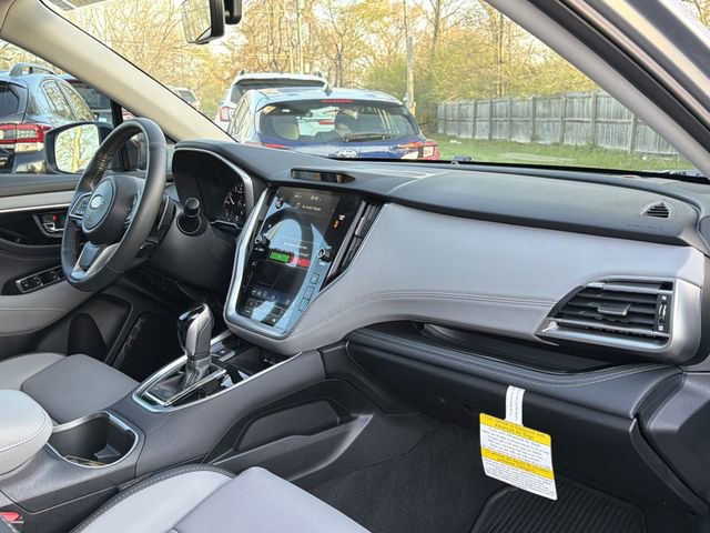 Used 2025 Subaru Outback Limited image 21