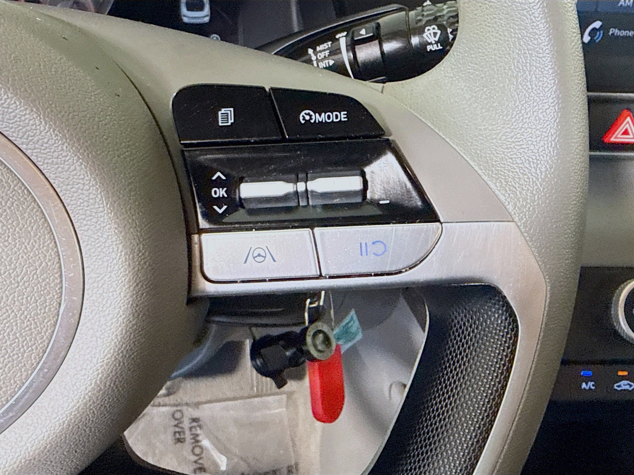 Used 2023 Hyundai Elantra SE w/ Cargo Package image 15