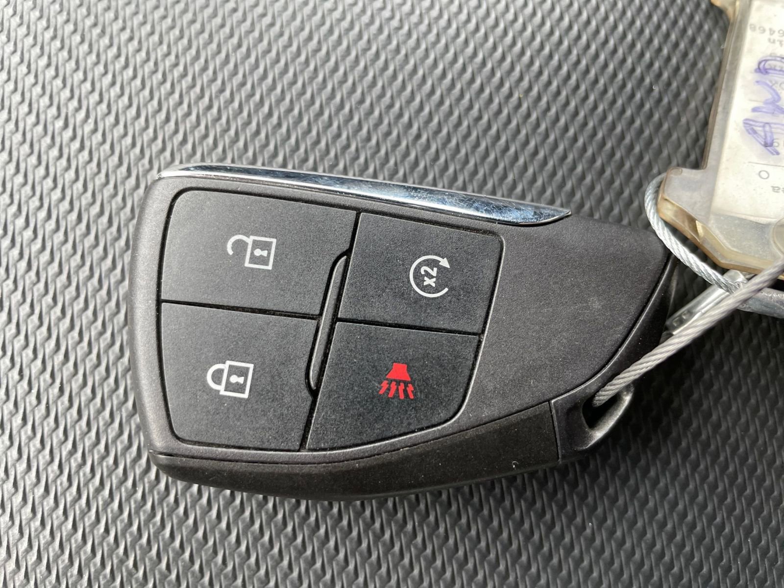 Used 2025 Chevrolet Equinox LT image 22